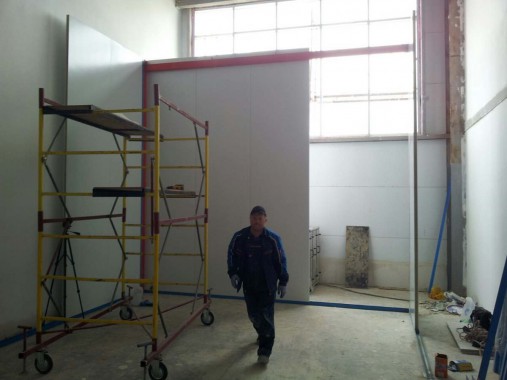 На Заводе по производству дизельных двигателей для локомотивов в г. Астана (Казахстан) SPK GROUP устанавливает камеру для смешивания и хранения красок