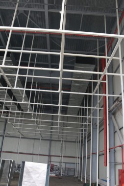 В Астане продолжается строительство камеры окраски и сушки для самолетов