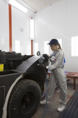 В г. Невьянске (Свердловская область) состоялся запуск покрасочно-сушильной камеры для погрузчиков