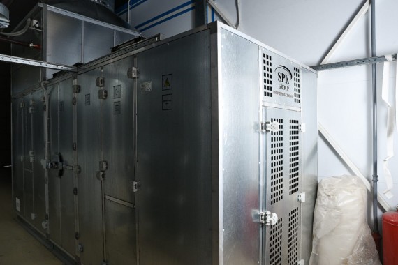 Фото камеры окраски SPK GROUP для легковой коммерческой техники