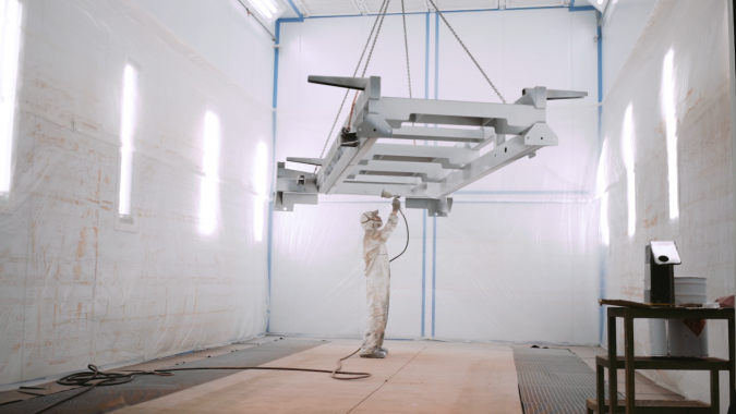 Покрасочно-сушильные камеры SPK GROUP для кузовов дорожной техники