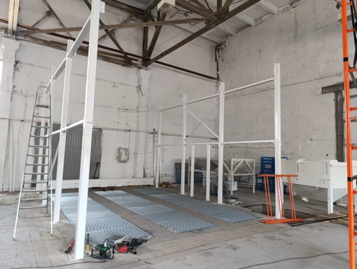 Комплекс окрасочного оборудования для агротехники SPK с конвейером, г. Барнаул Комплекс окрасочного оборудования для агротехники SPK с конвейером, г. Барнаул