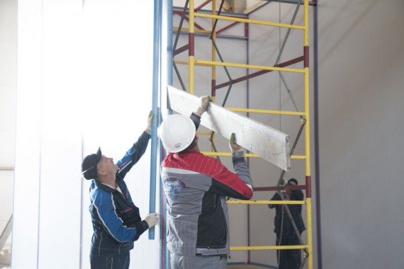 Строительство моечной камеры на Заводе по производству дизельных двигателей GEVO. Строительство моечной камеры на Заводе по производству дизельных двигателей GEVO.