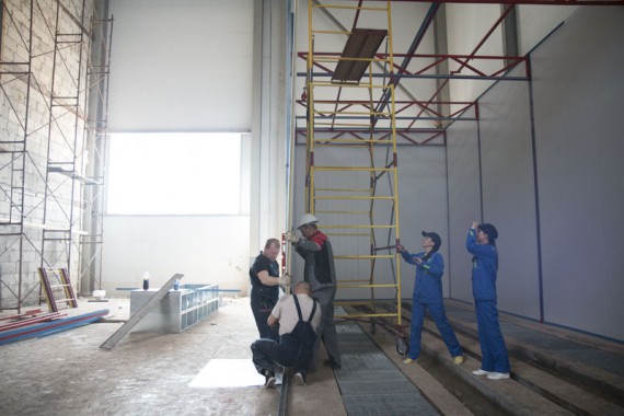 Строительство моечной камеры на Заводе по производству дизельных двигателей GEVO. Строительство моечной камеры на Заводе по производству дизельных двигателей GEVO.