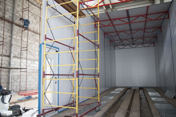 Строительство моечной камеры на Заводе по производству дизельных двигателей GEVO. Строительство моечной камеры на Заводе по производству дизельных двигателей GEVO.