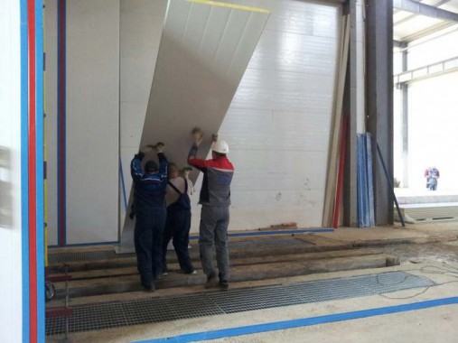 Строительство моечной камеры на Заводе по производству дизельных двигателей GEVO. Строительство моечной камеры на Заводе по производству дизельных двигателей GEVO.