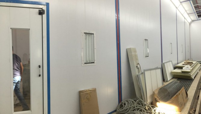 Окрасочно-сушильная камера для дизельных двигателей. Завод по производству дизельных двигателей "Астана Дизель Сервис", Астана (Казахстан)