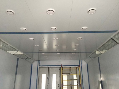 Проходная моечная камера для деталей дизельных двигателей. Завод по производству дизельных двигателей GEVO для локомотивов в Астане (Казахстан) Проходная моечная камера для деталей дизельных двигателей. Завод по производству дизельных двигателей GEVO для локомотивов в Астане (Казахстан)