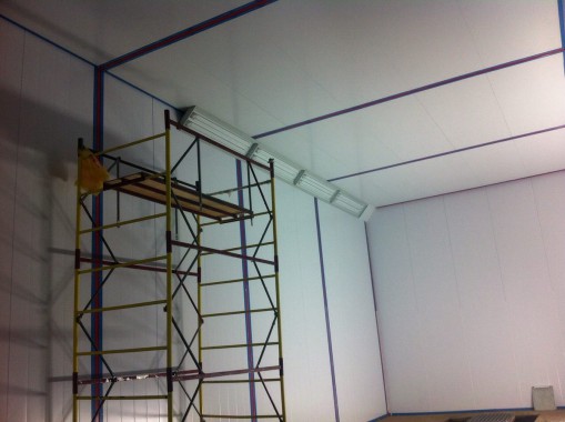 Камера для хранения и смешивания красок. Завод по производству дизельных двигателей Gevo для локомотивов, г. Астана (Казахстан)