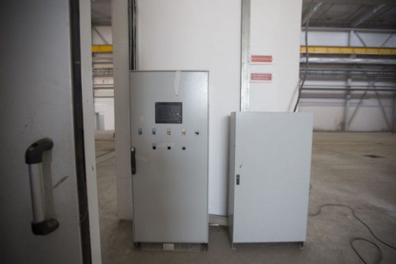 Окрасочно-сушильная камера для дизельных двигателей. Завод по производству дизельных двигателей "Астана Дизель Сервис", Астана (Казахстан)