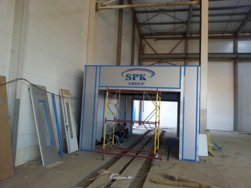 Проходная моечная камера для деталей дизельных двигателей. Завод по производству дизельных двигателей GEVO для локомотивов в Астане (Казахстан) Проходная моечная камера для деталей дизельных двигателей. Завод по производству дизельных двигателей GEVO для локомотивов в Астане (Казахстан)