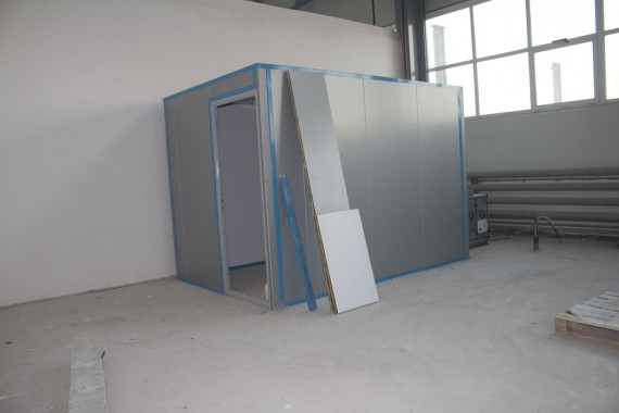 Камера хранения для красок. Астана (Казахстан). 