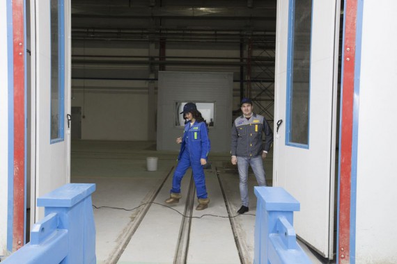 Окрасочно-сушильная камера для дизельных двигателей. Завод по производству дизельных двигателей "Астана Дизель Сервис", Астана (Казахстан)