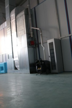 Обитаемая моечная камера SPK GROUP. Завод по производству дизельных двигателей GEVO