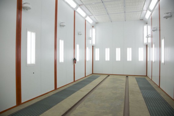 Окрасочно-сушильная камера для вилочных погрузчиков и металлоконструкций (Невьянский Машиностроительный Завод, г. Невьянск, Свердловская область) Окрасочно-сушильная камера для вилочных погрузчиков и металлоконструкций (Невьянский Машиностроительный Завод, г. Невьянск, Свердловская область)