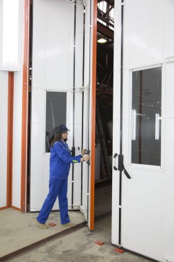 Окрасочно-сушильная камера для вилочных погрузчиков и металлоконструкций (Невьянский Машиностроительный Завод, г. Невьянск, Свердловская область) Окрасочно-сушильная камера для вилочных погрузчиков и металлоконструкций (Невьянский Машиностроительный Завод, г. Невьянск, Свердловская область)