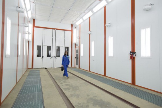 Окрасочно-сушильная камера для вилочных погрузчиков и металлоконструкций (Невьянский Машиностроительный Завод, г. Невьянск, Свердловская область) Окрасочно-сушильная камера для вилочных погрузчиков и металлоконструкций (Невьянский Машиностроительный Завод, г. Невьянск, Свердловская область)