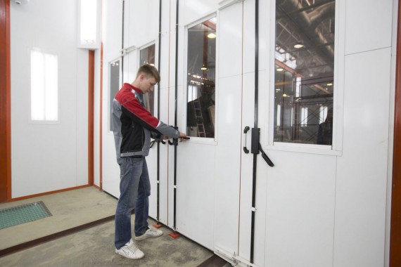 Окрасочно-сушильная камера для вилочных погрузчиков и металлоконструкций (Невьянский Машиностроительный Завод, г. Невьянск, Свердловская область) Окрасочно-сушильная камера для вилочных погрузчиков и металлоконструкций (Невьянский Машиностроительный Завод, г. Невьянск, Свердловская область)