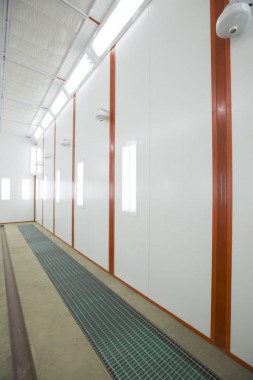 Окрасочно-сушильная камера для вилочных погрузчиков и металлоконструкций (Невьянский Машиностроительный Завод, г. Невьянск, Свердловская область) Окрасочно-сушильная камера для вилочных погрузчиков и металлоконструкций (Невьянский Машиностроительный Завод, г. Невьянск, Свердловская область)