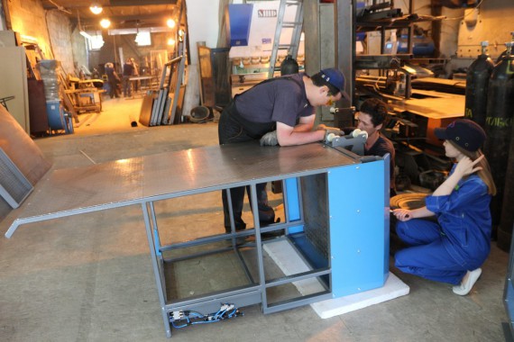 Производство дверных конструкций