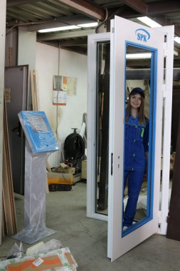 Производство дверных конструкций