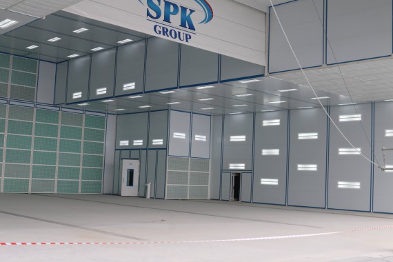 Покрасочно-сушильная камера для самолетов Airbus в Авиационно-техническом центре Покрасочно-сушильная камера SPK GROUP для самолетов Airbus в Авиационно-техническом центре