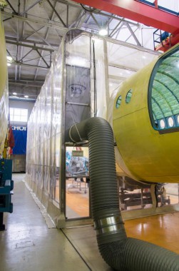 Смотрите фото окрасочно-сушильной камеры для авиации SPK GROUP 